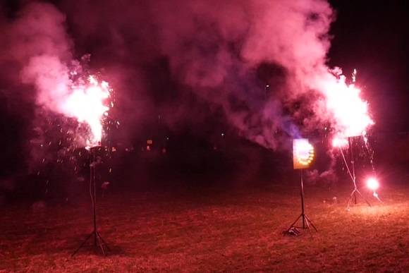Feuerwerk zu einem Geburtstag in Karben (Wetteraukreis)