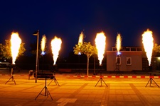 Flammenshow und Feuerwerk Nachbarschaftsfest Frankfurt
